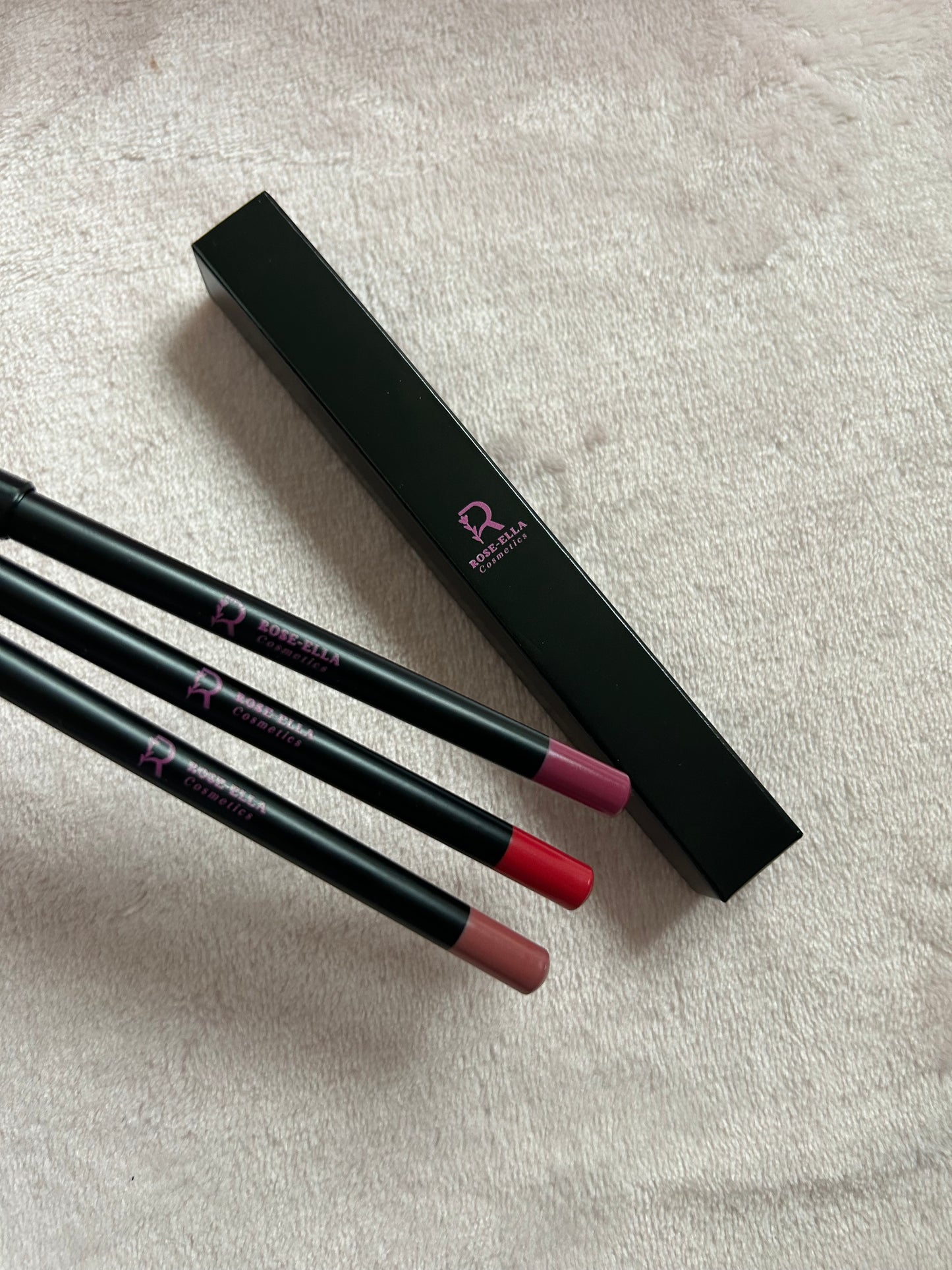 Lip liners