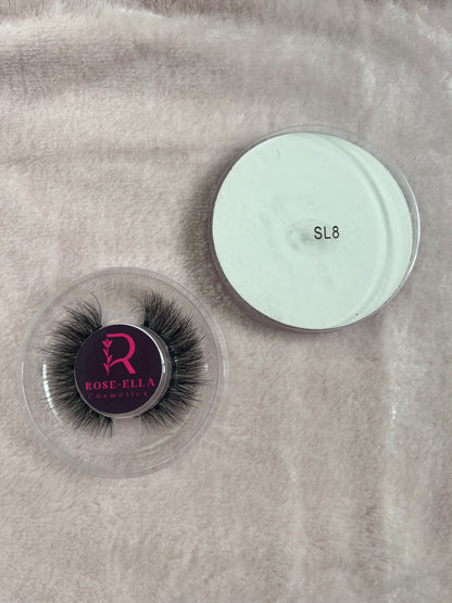 Circle lash bundle